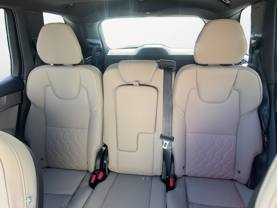 2026 Volvo XC90 Core - Photo 12