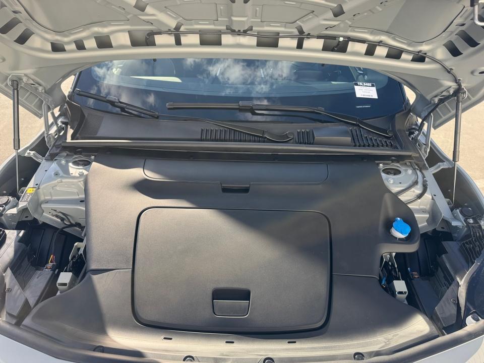 2026 Volvo EX30 Ultra - Photo 16
