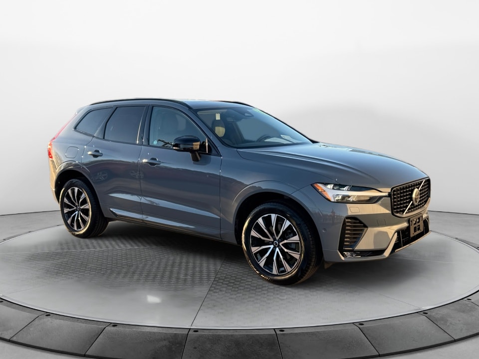 2024 Volvo XC60 Plus