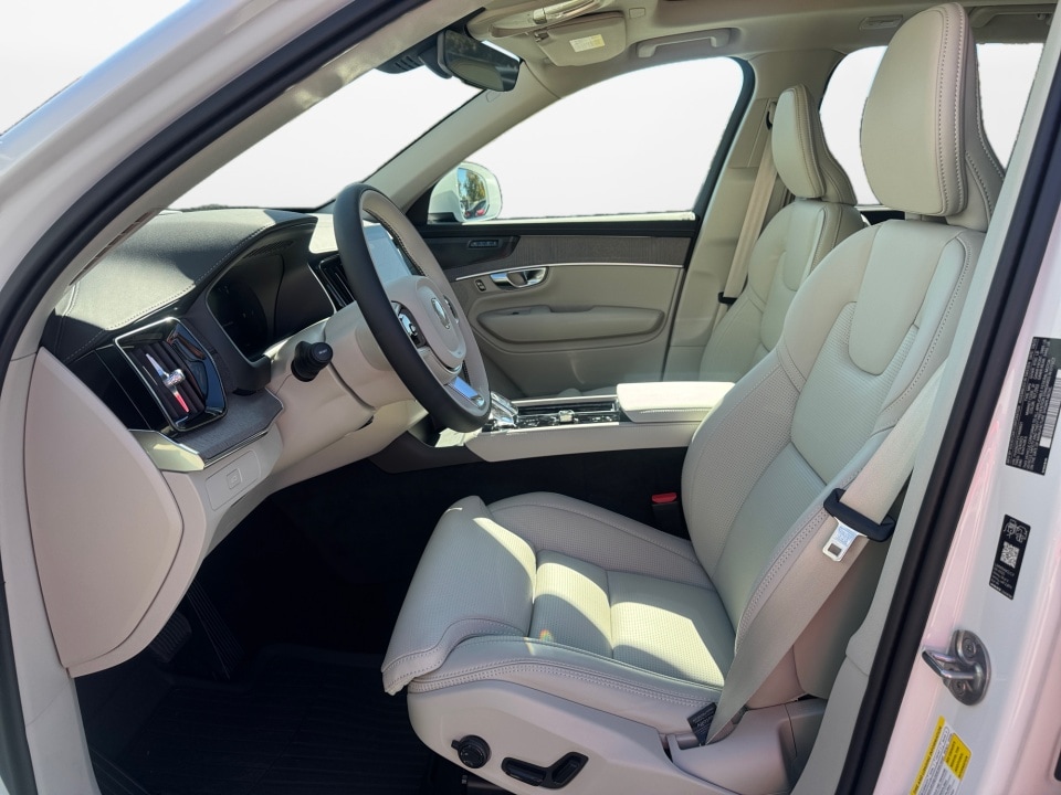 2026 Volvo XC90 Ultra - Photo 9