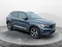 2026 Volvo XC40 B5 Core SUV YV4L12UJ1T2748593