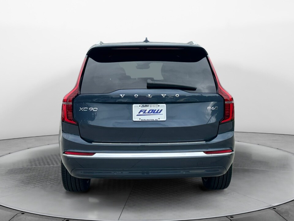 2026 Volvo XC90 Plus - Photo 6