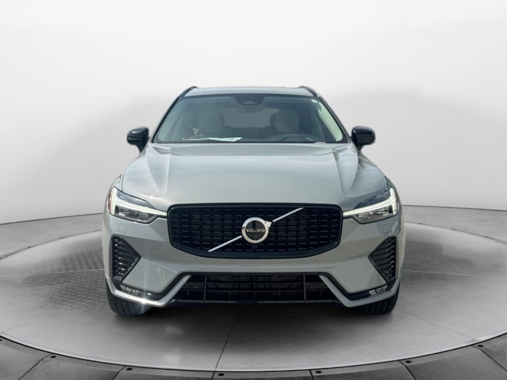 Used 2025 Volvo XC60 B5 Plus SUV