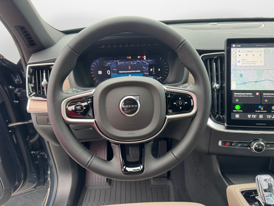 2026 Volvo XC90 Plus - Photo 10