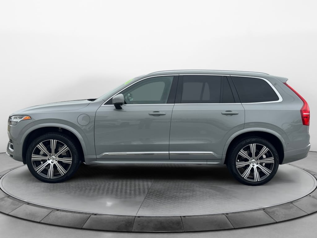 Certified 2024 Volvo XC90 Recharge Plug-In Hybrid T8 Plus Bright Theme 7-Seater SUV