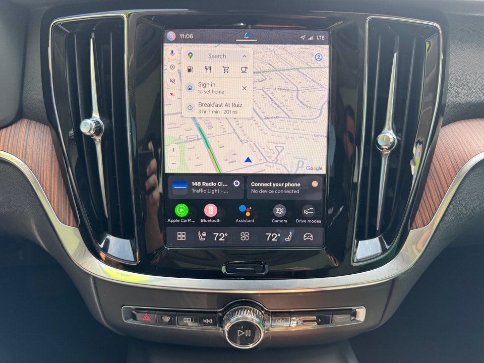 2025 Volvo V60 Cross Country Plus - Photo 17