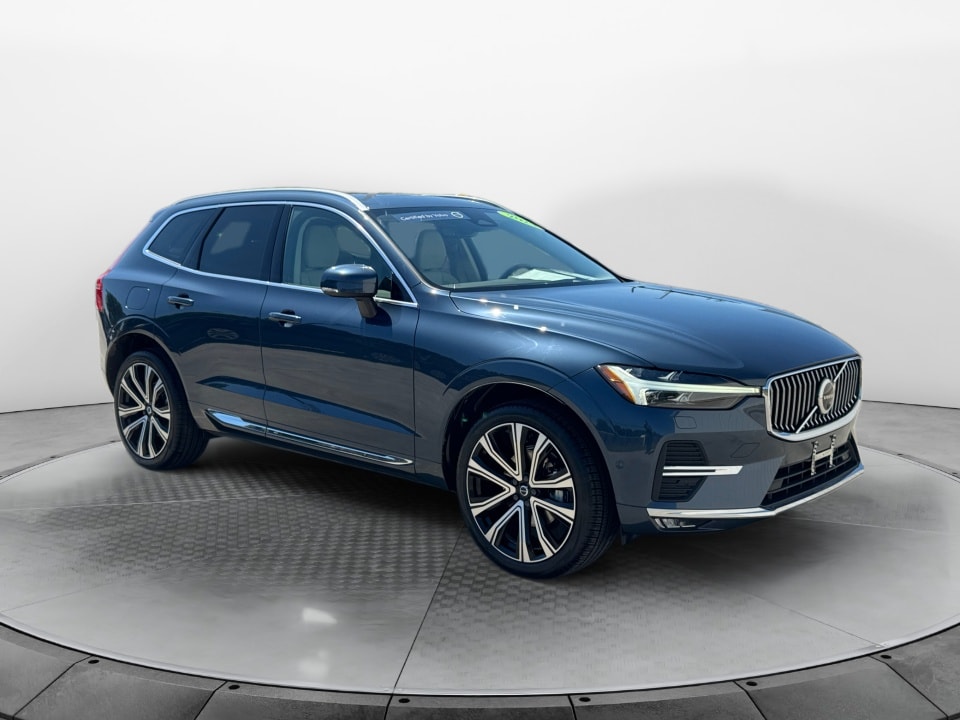 2023 Volvo XC60 B5 Ultimate Bright Theme AWD's photo