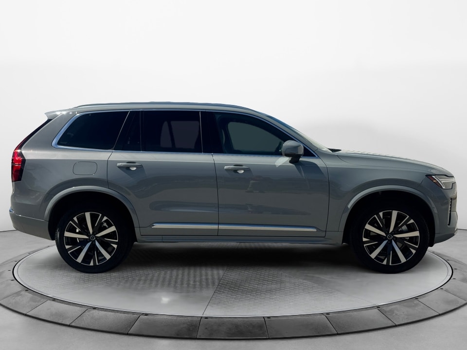 2026 Volvo XC90 Core - Photo 8