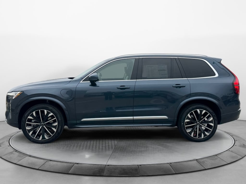 New 2026 Volvo XC90 plug-in hybrid T8 Ultra 7-Seater SUV