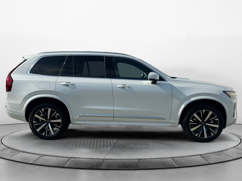 2026 Volvo XC90 Core - Photo 8