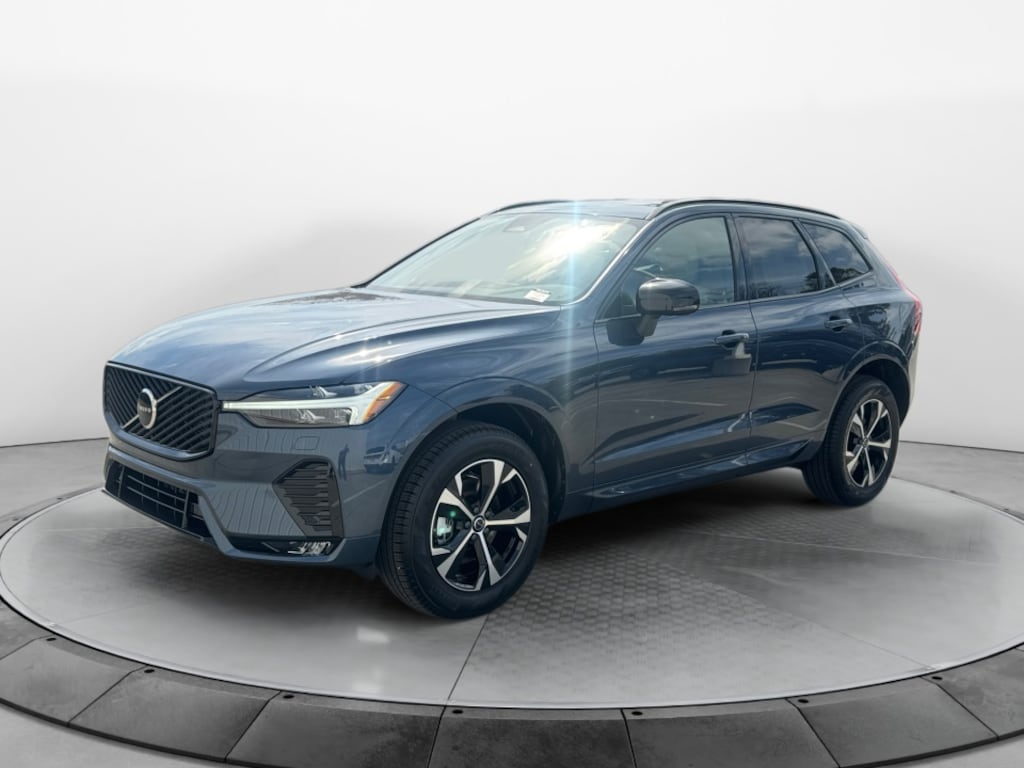 New 2026 Volvo XC60 B5 Core SUV