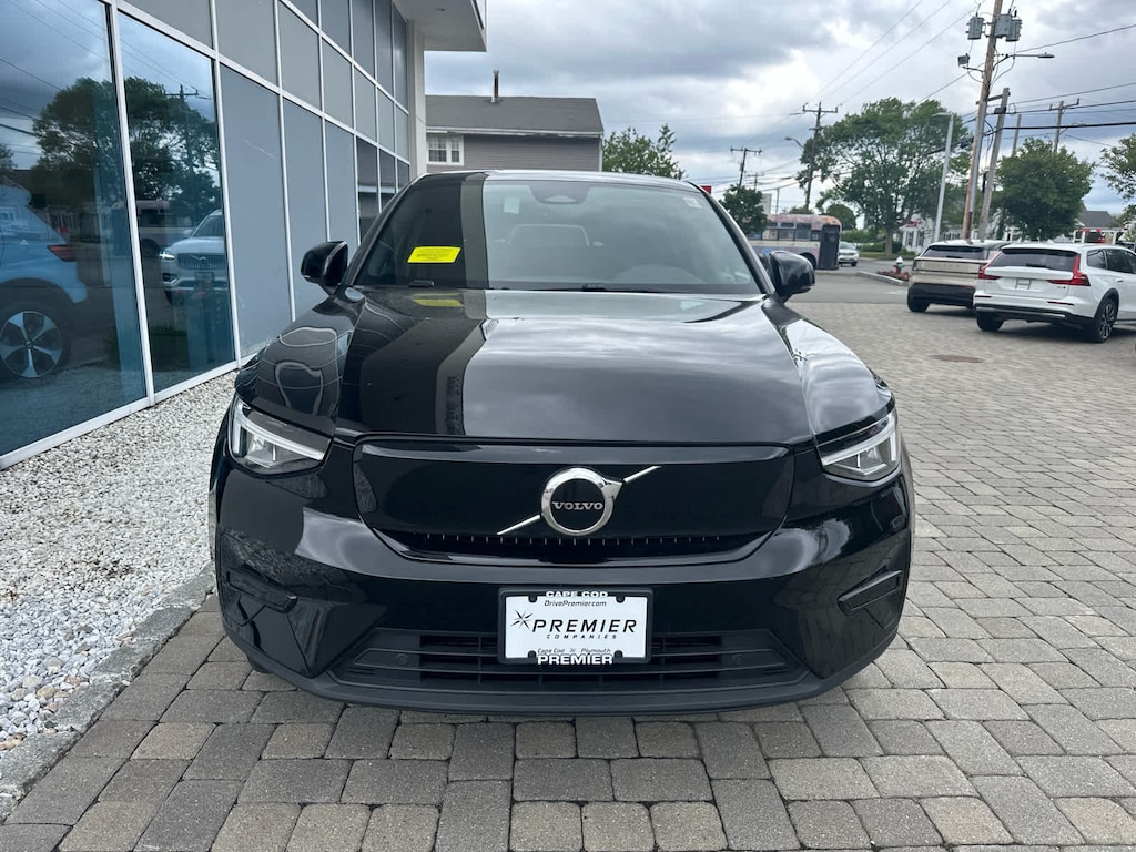 Used 2023 Volvo C40 Recharge Pure Electric Twin Core SUV