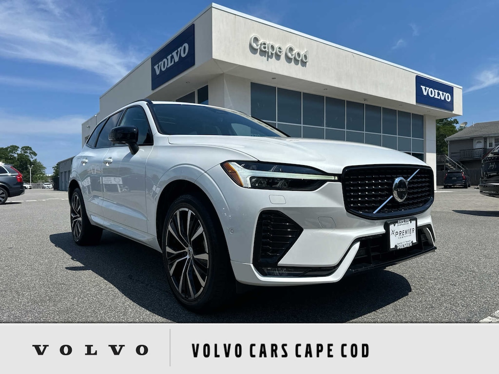 Used 2023 Volvo XC60 B5 AWD Plus Dark SUV