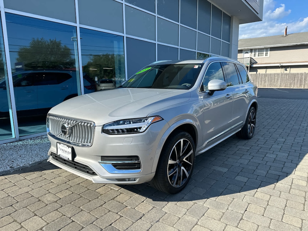 Used 2023 Volvo XC90 B5 AWD Plus SUV