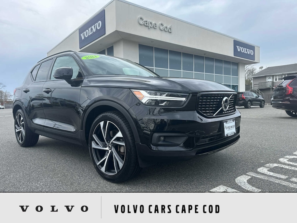 Used 2021 Volvo XC40 T5 R-Design SUV