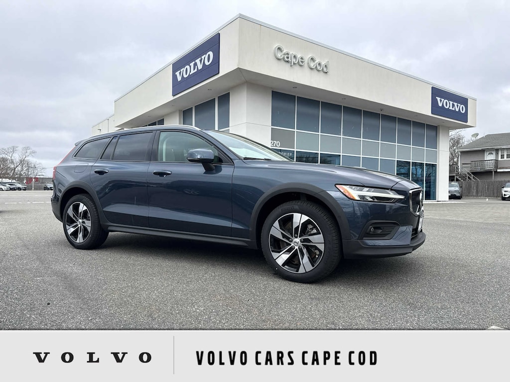 New 2026 Volvo V60 Cross Country B5 Plus Wagon