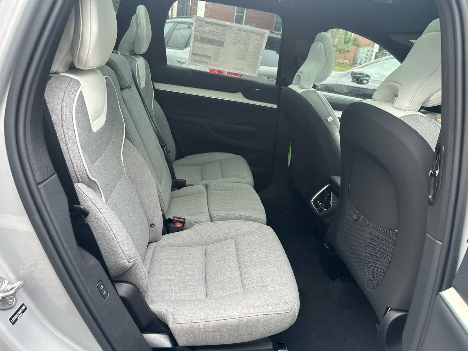 2025 Volvo EX90 Ultra - Photo 41
