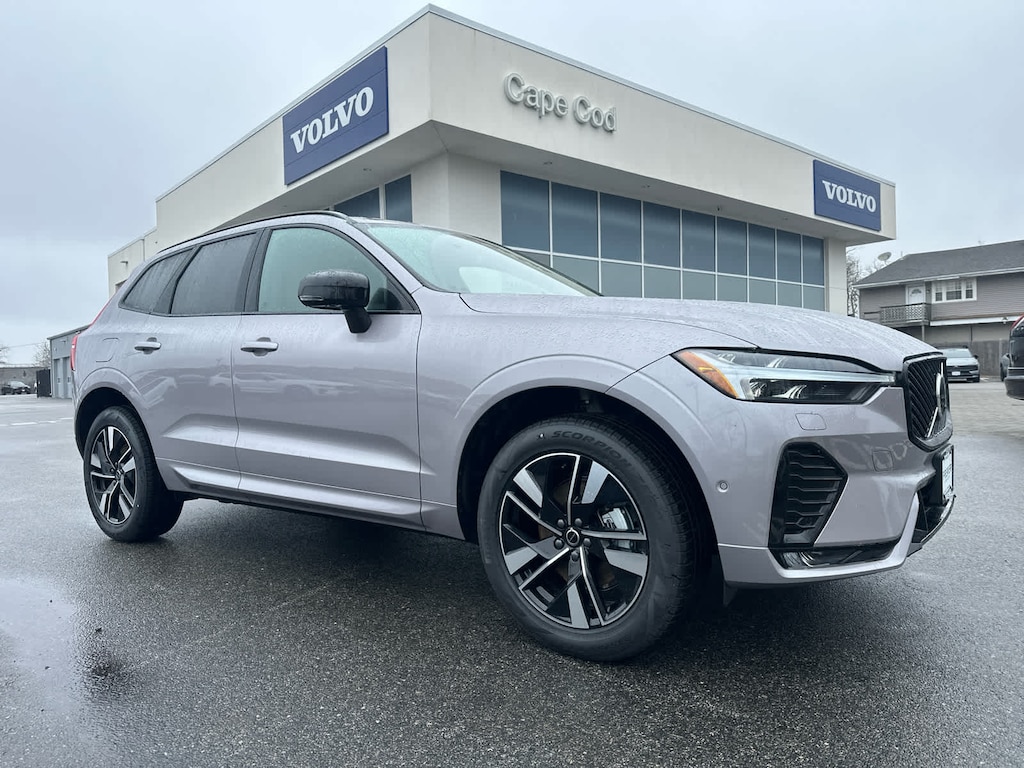New 2026 Volvo XC60 B5 Plus SUV