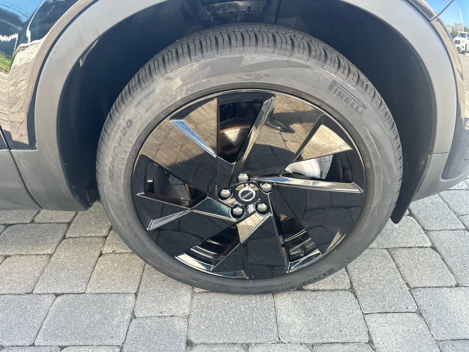 2026 Volvo XC40 Ultra Black Edition - Photo 45