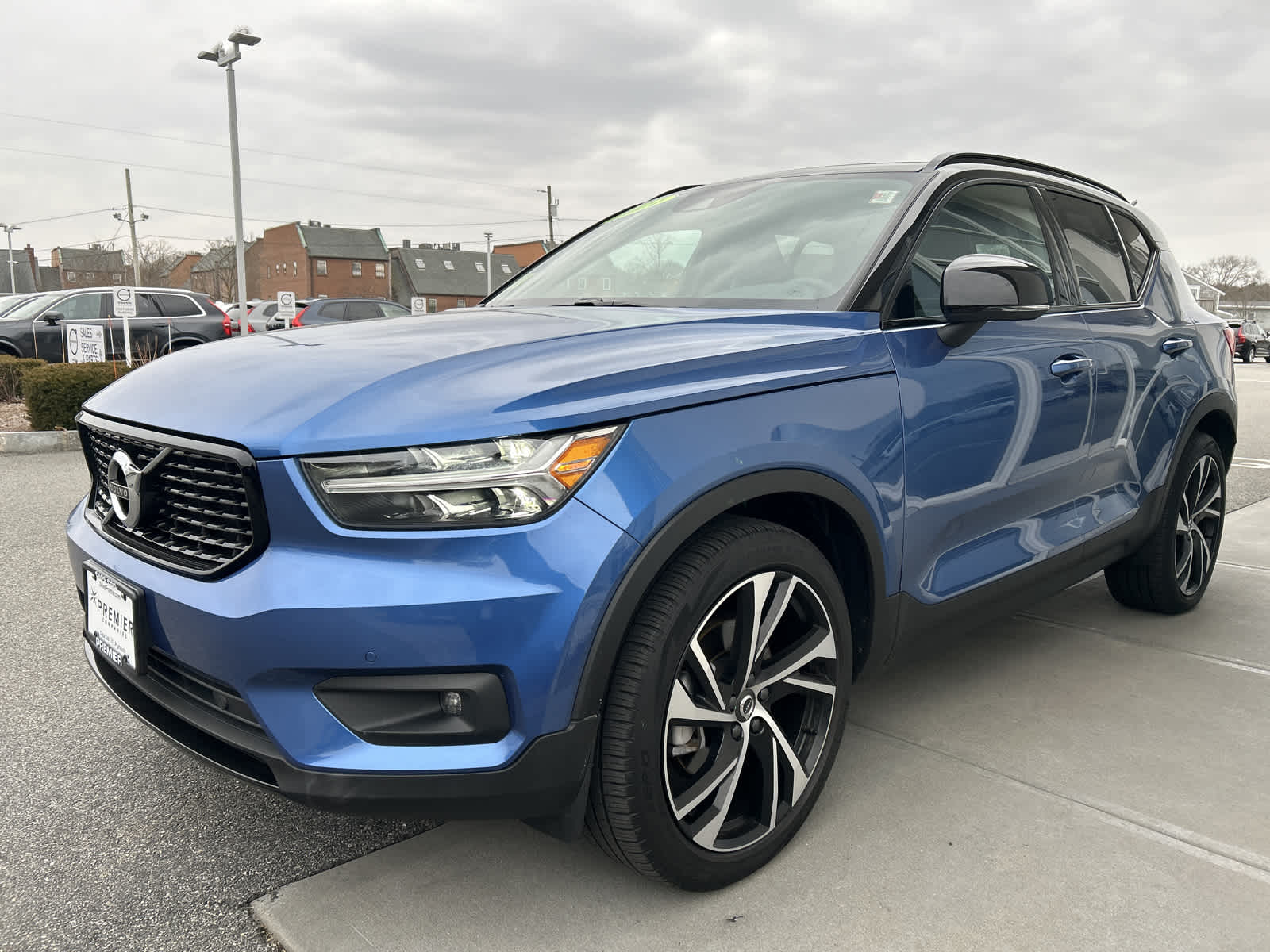 2021 Volvo XC40 Incentives, Specials & Offers in Fife WA