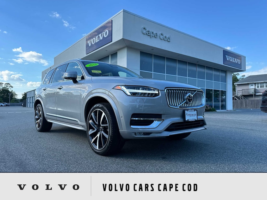 Used 2023 Volvo XC90 B5 AWD Plus SUV