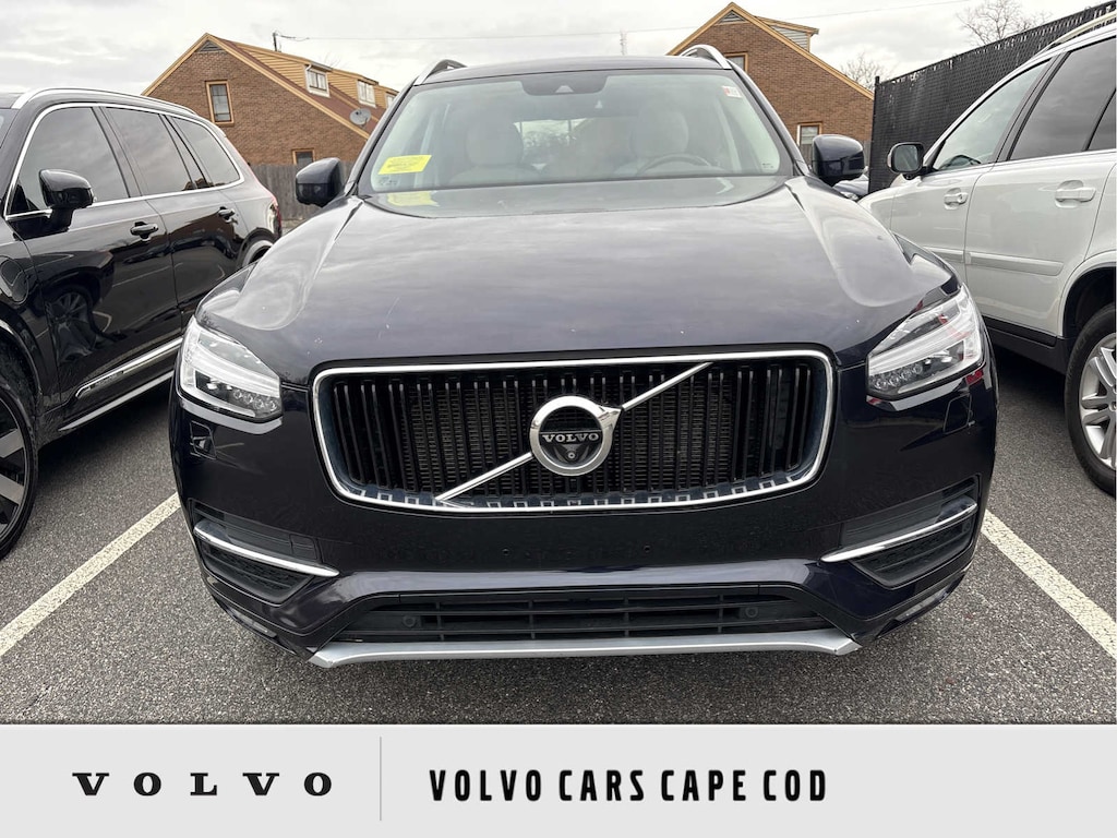 Used 2017 Volvo XC90 T6 AWD Momentum SUV