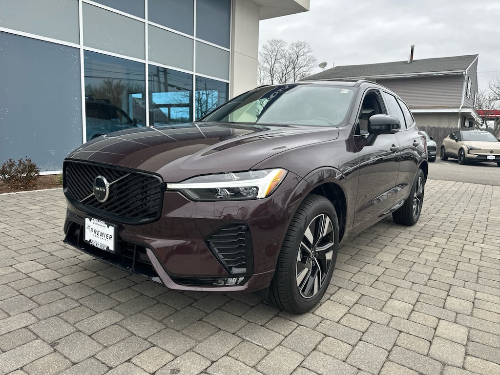 New 2026 Volvo XC60 B5 Plus SUV