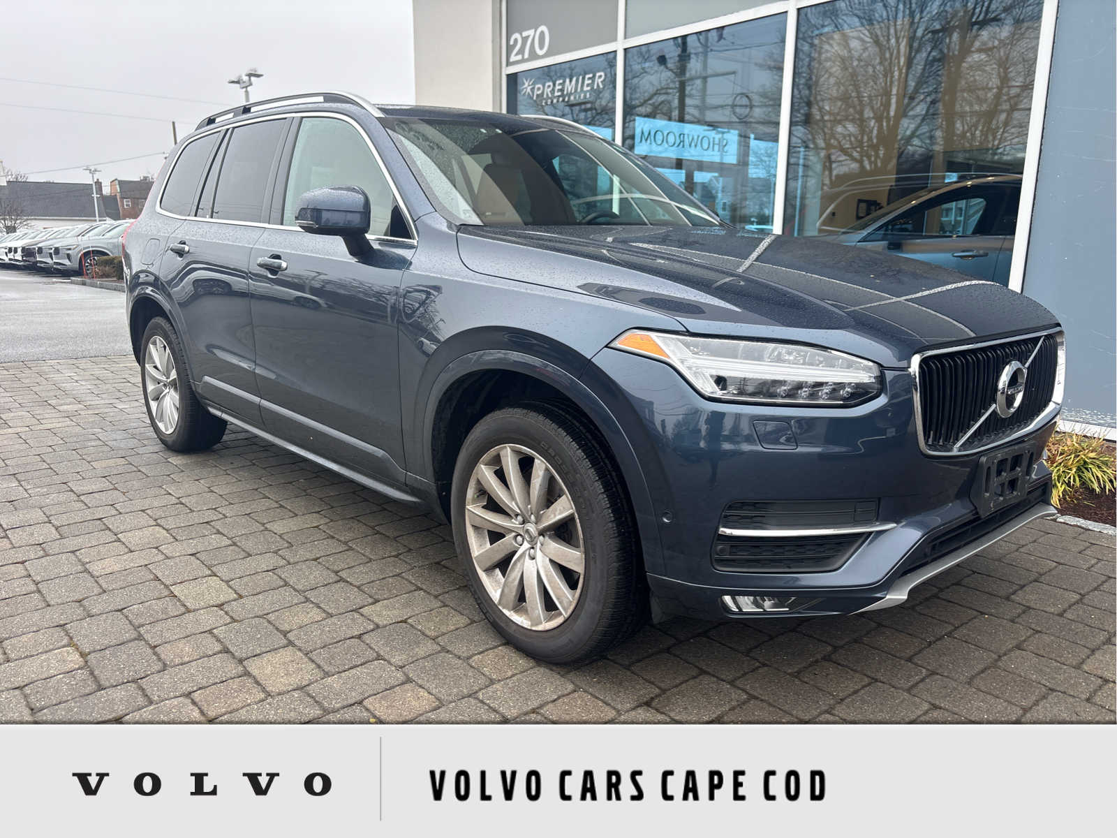 2019 Volvo XC90 Momentum's photo