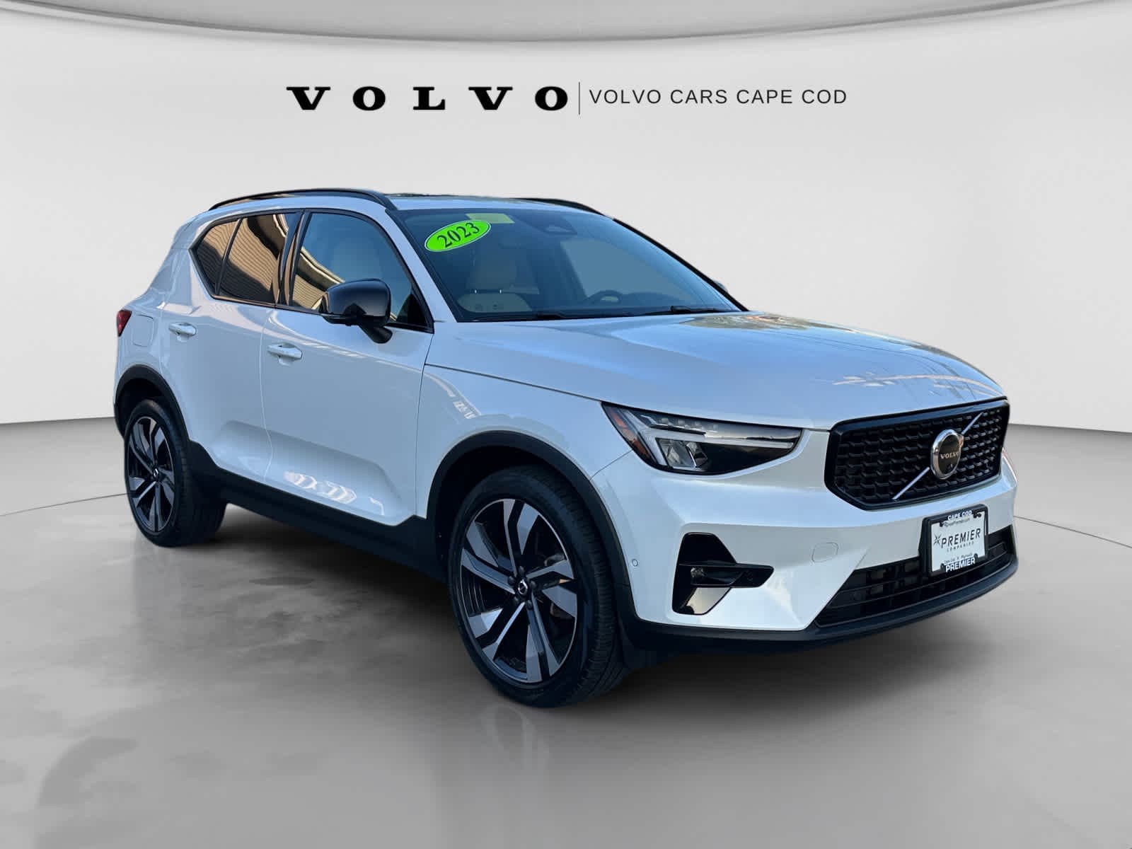 2023 Volvo XC40