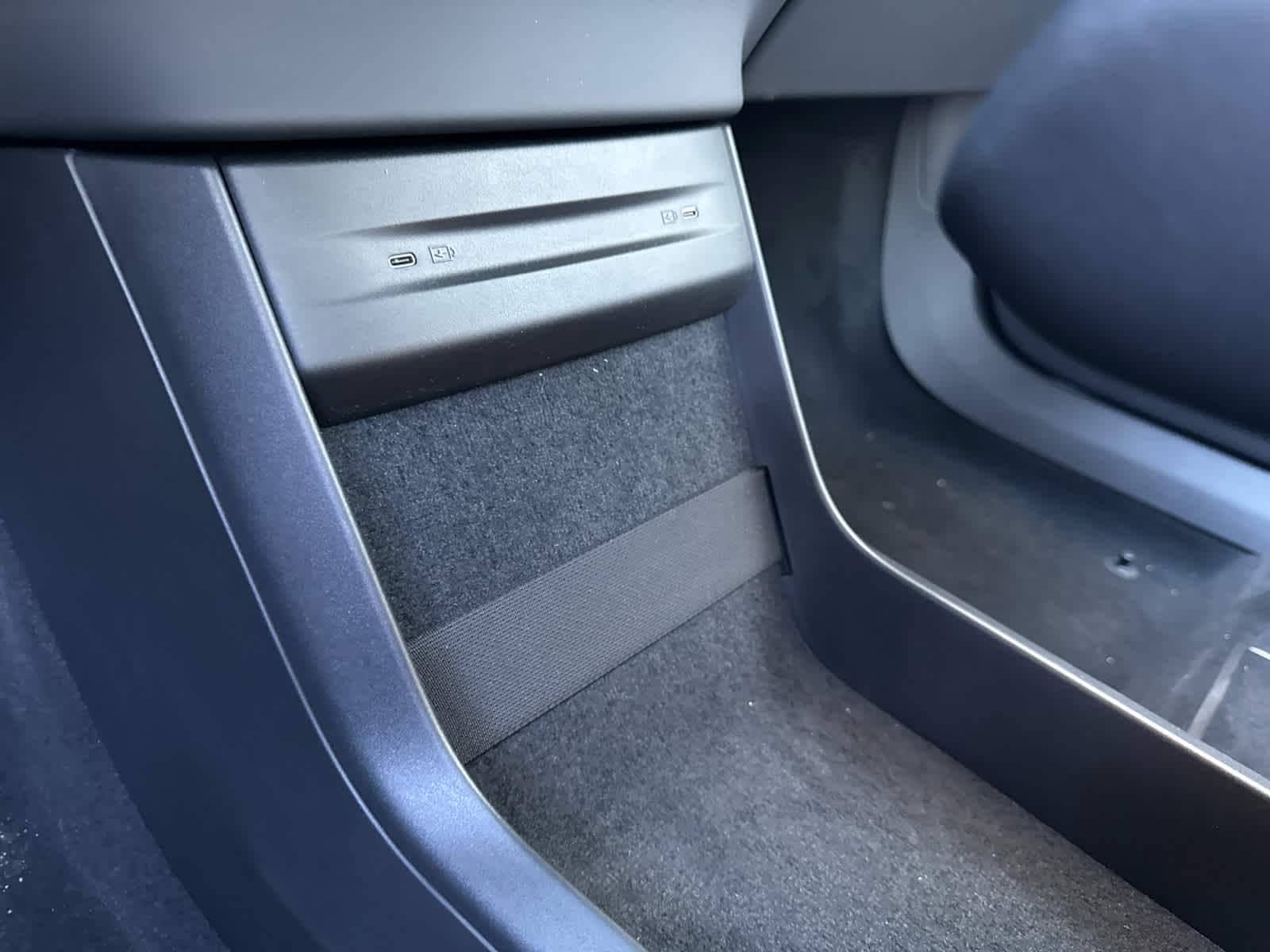 2025 Volvo EX90 Ultra - Photo 48