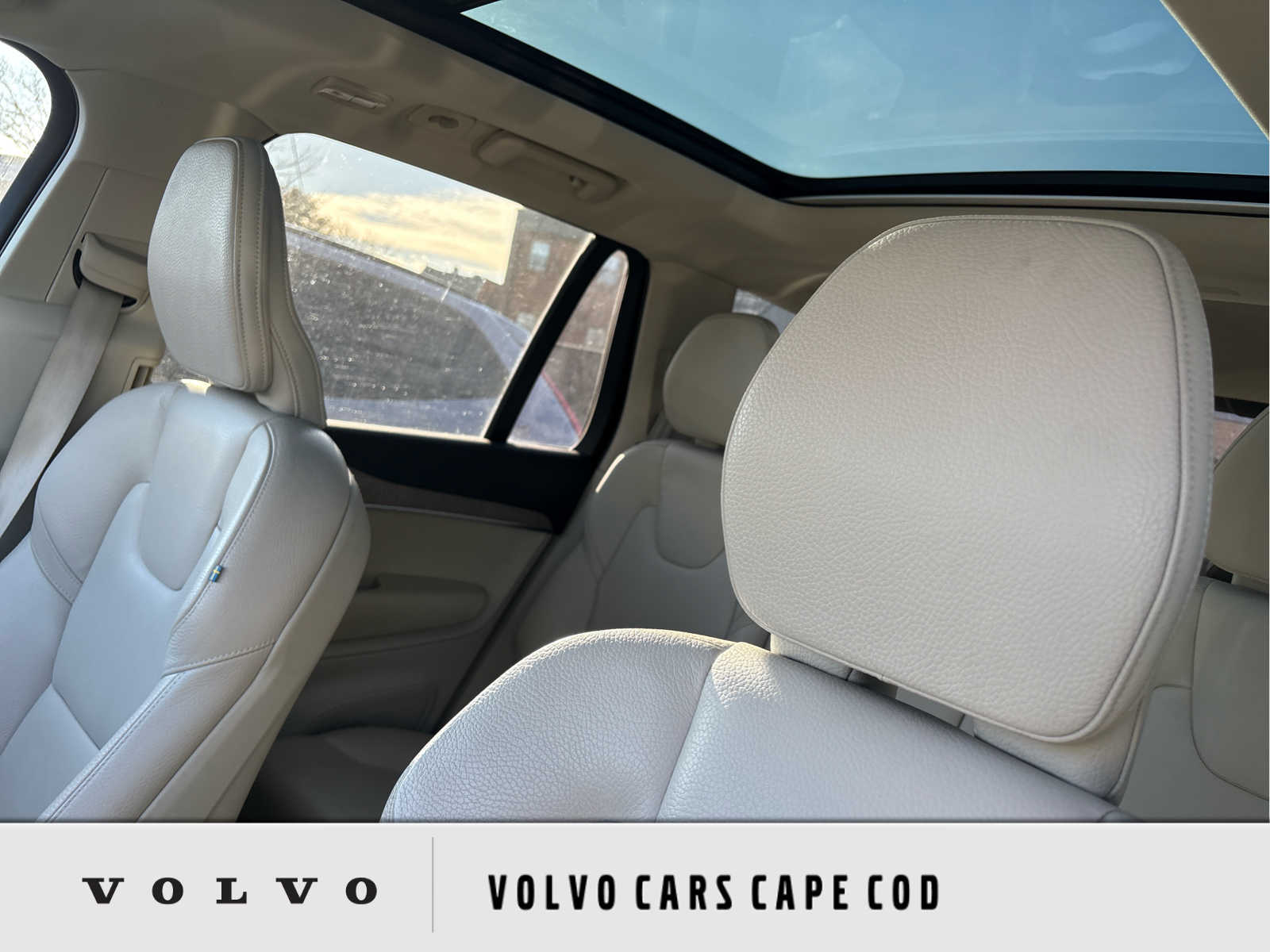 2024 Volvo XC90 Plus's photo