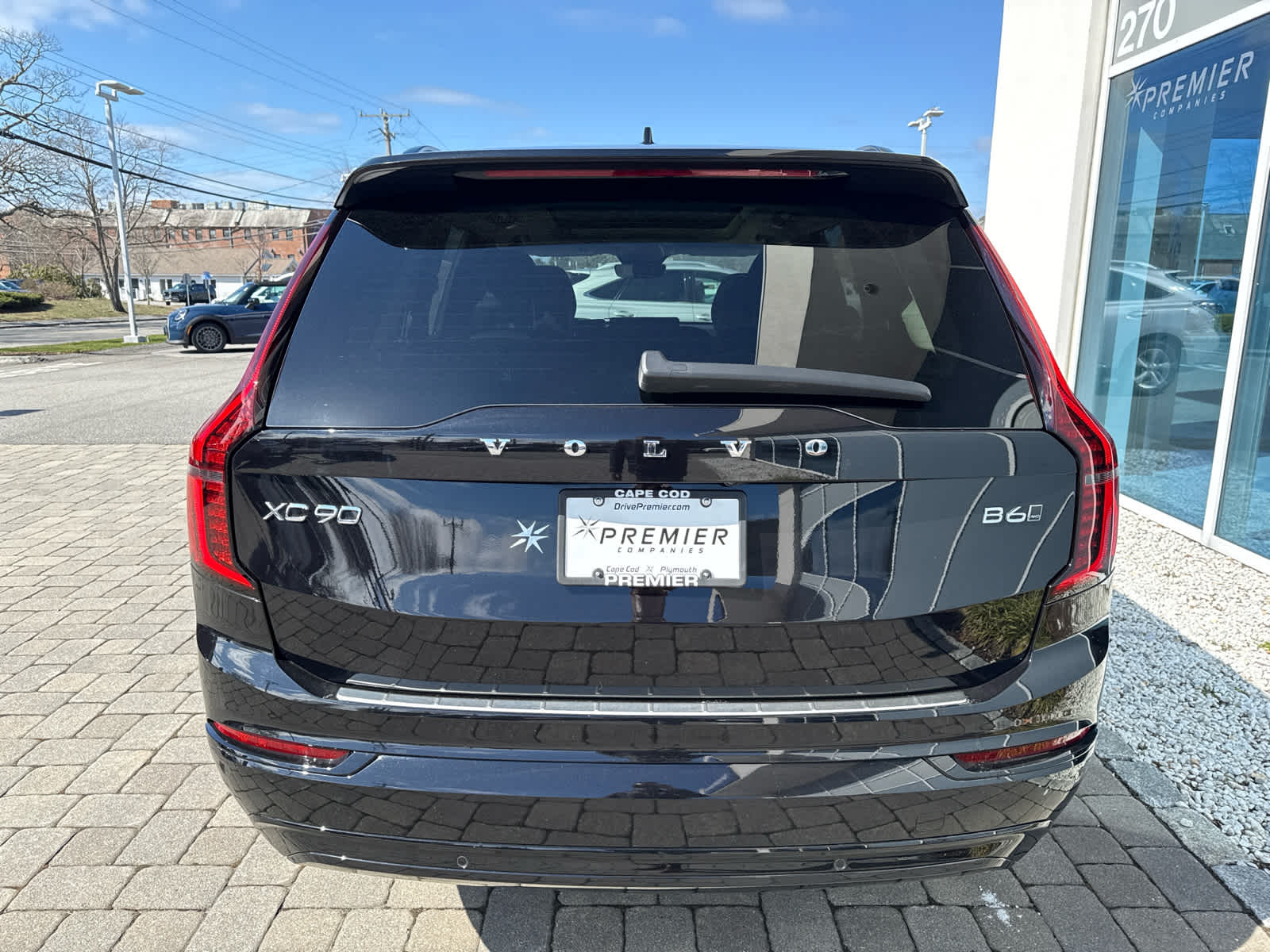 2026 Volvo XC90 Ultra - Photo 16