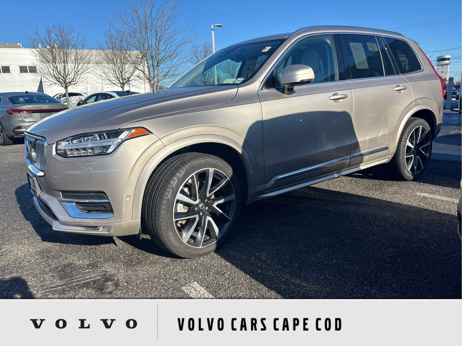 2024 Volvo XC90 Plus's photo