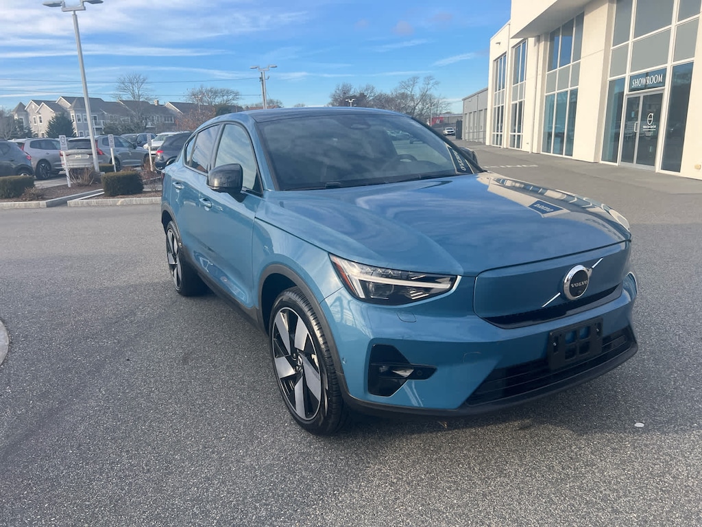 Used 2023 Volvo C40 Recharge Pure Electric Twin Ultimate SUV