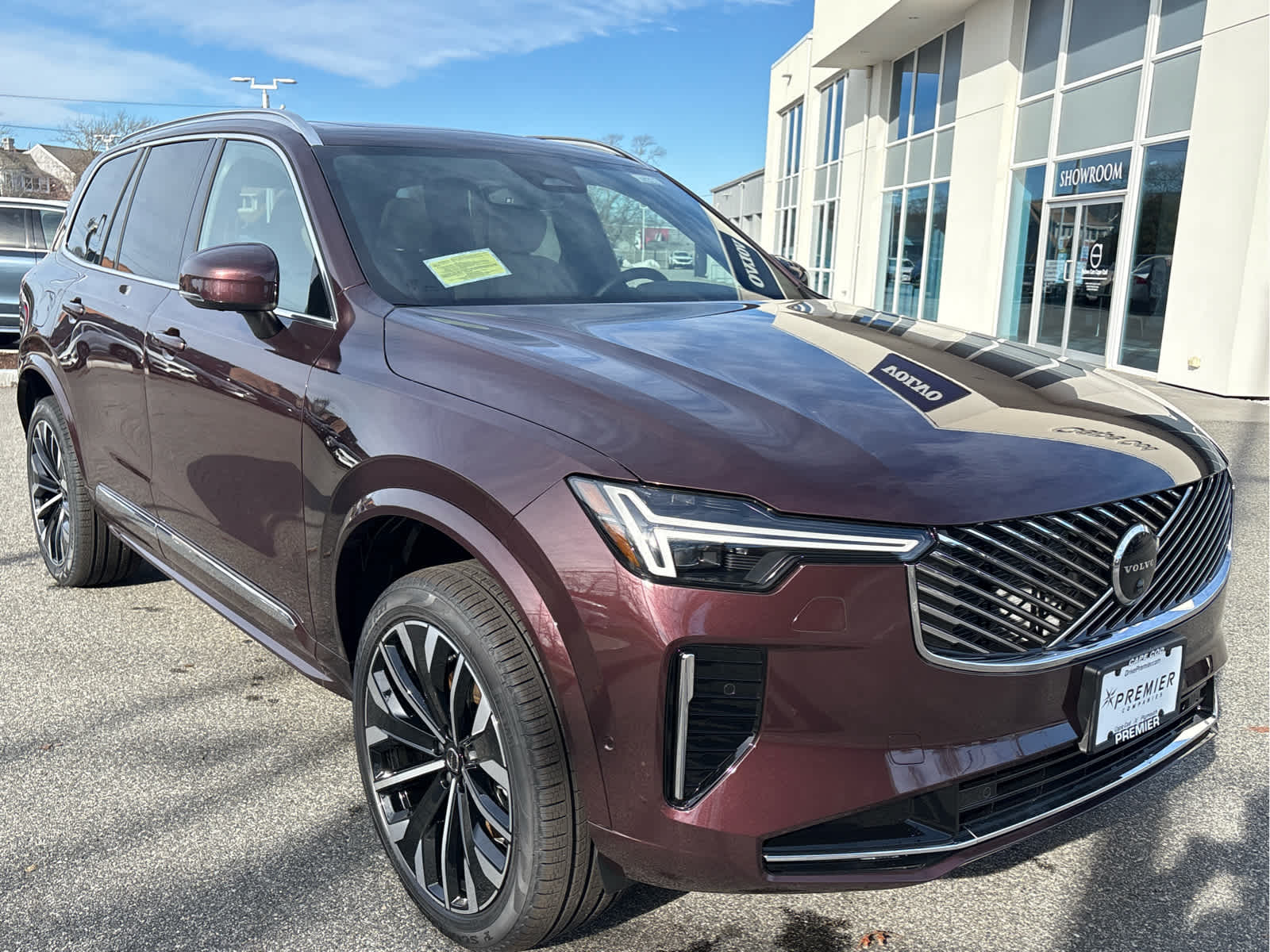 2026 Volvo XC90 Plus - Photo 7