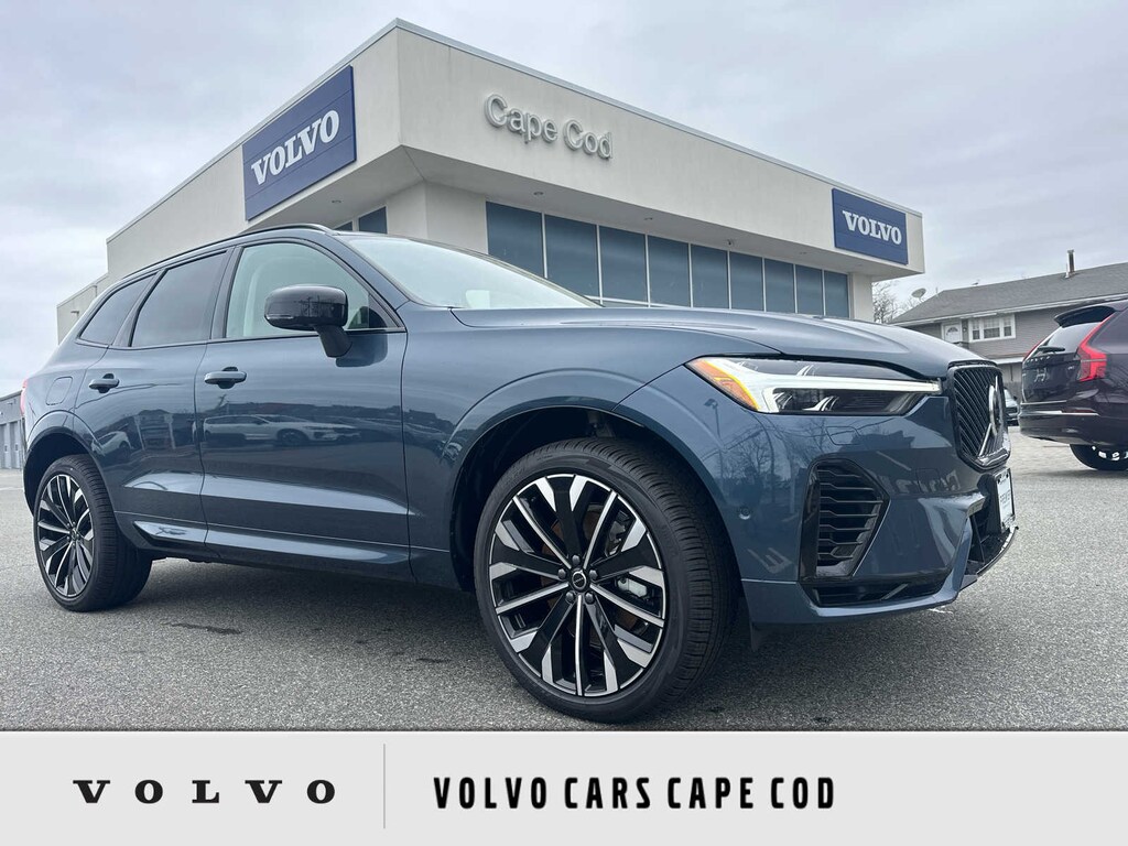 New 2026 Volvo XC60 plug-in hybrid T8 Ultra SUV