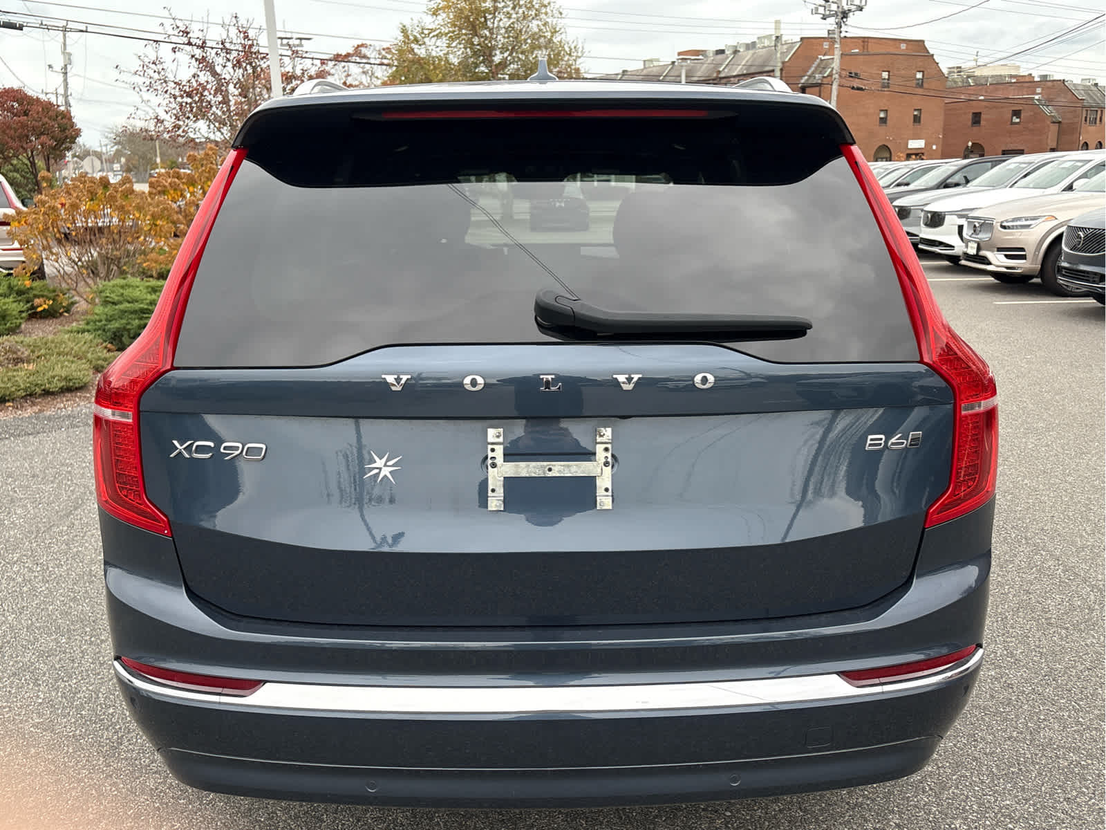 2023 Volvo XC90 AWD Ultimate photo 3