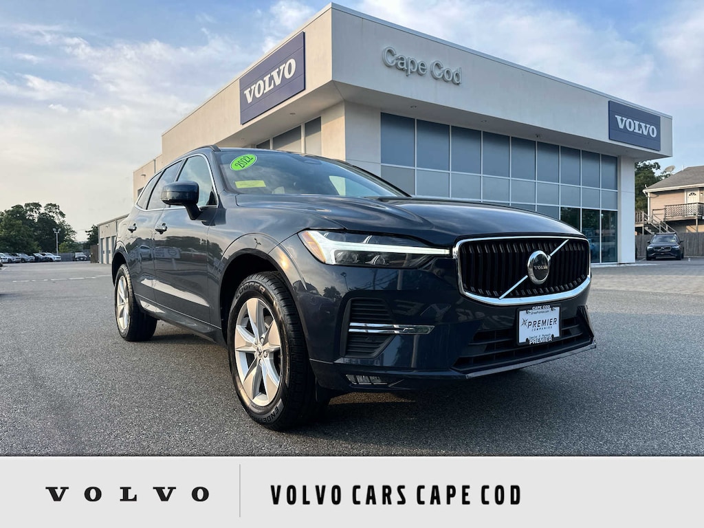 Used 2022 Volvo XC60 B5 AWD Momentum SUV