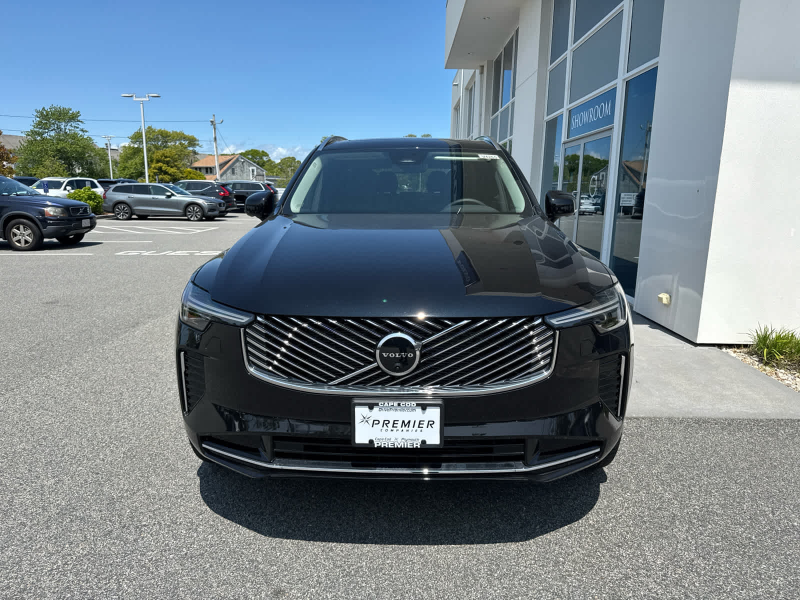 2025 Volvo XC90 Plus photo 3