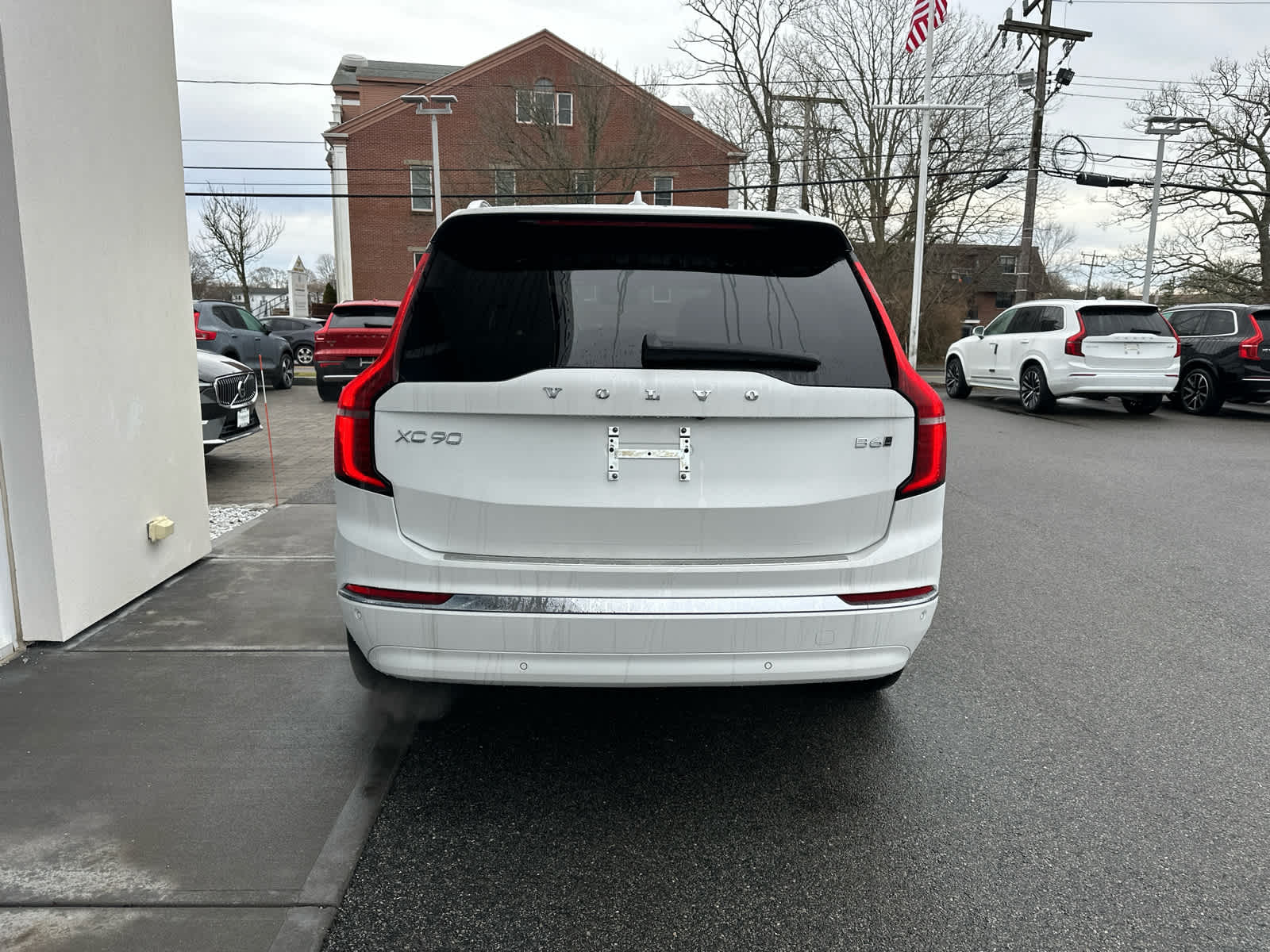 2026 Volvo XC90 Plus - Photo 11