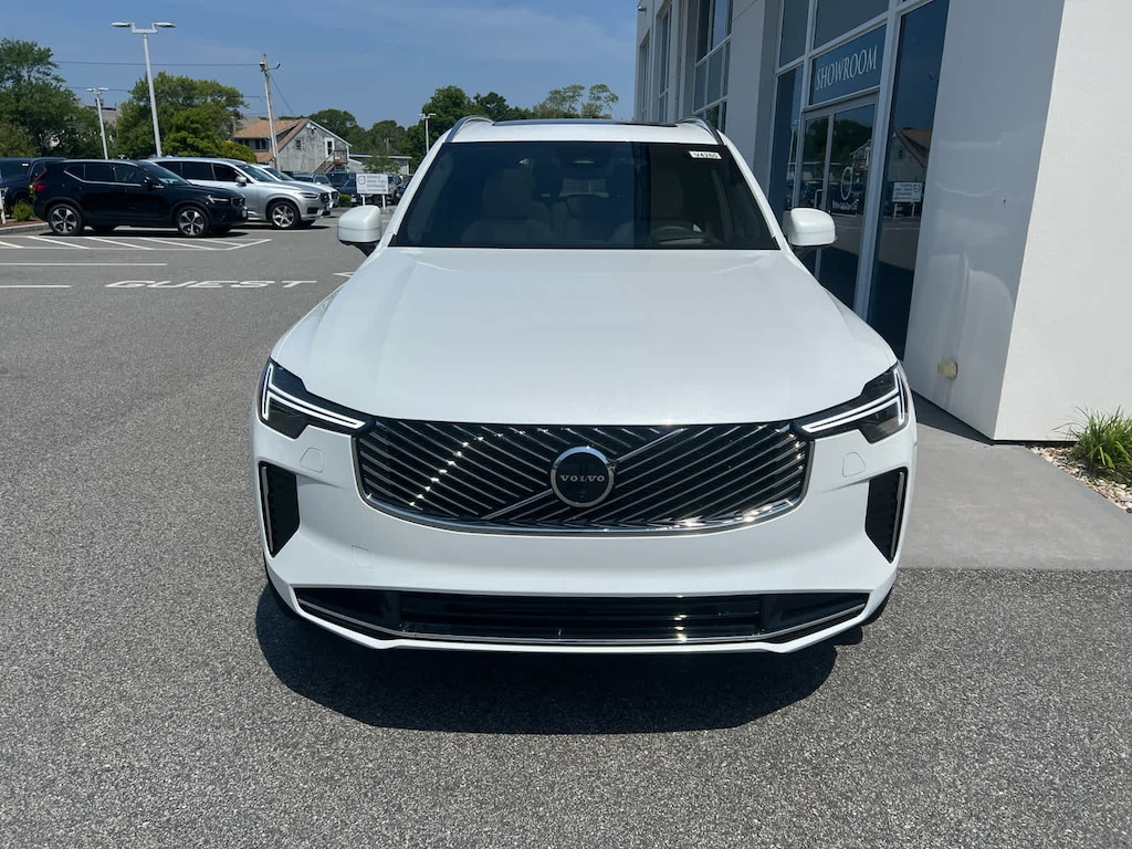 New 2025 Volvo XC90 plug-in hybrid T8 (2025.5) Ultra 7-Seater SUV