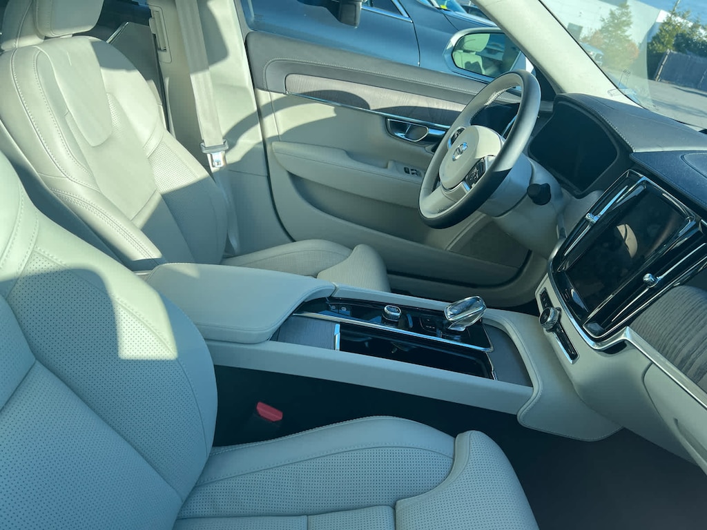 Used 2025 Volvo S90 B6 Ultra Sedan