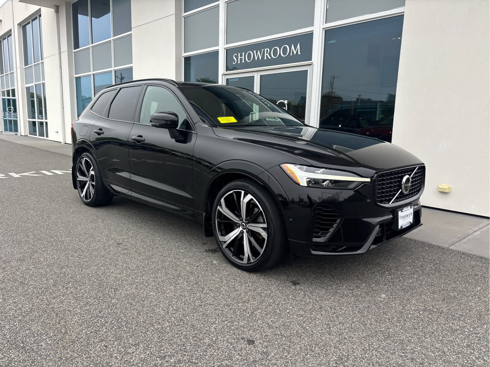 Certified 2022 Volvo XC60 R-Design with VIN YV4BR0DM8N1971189 for sale in Hyannis, MA