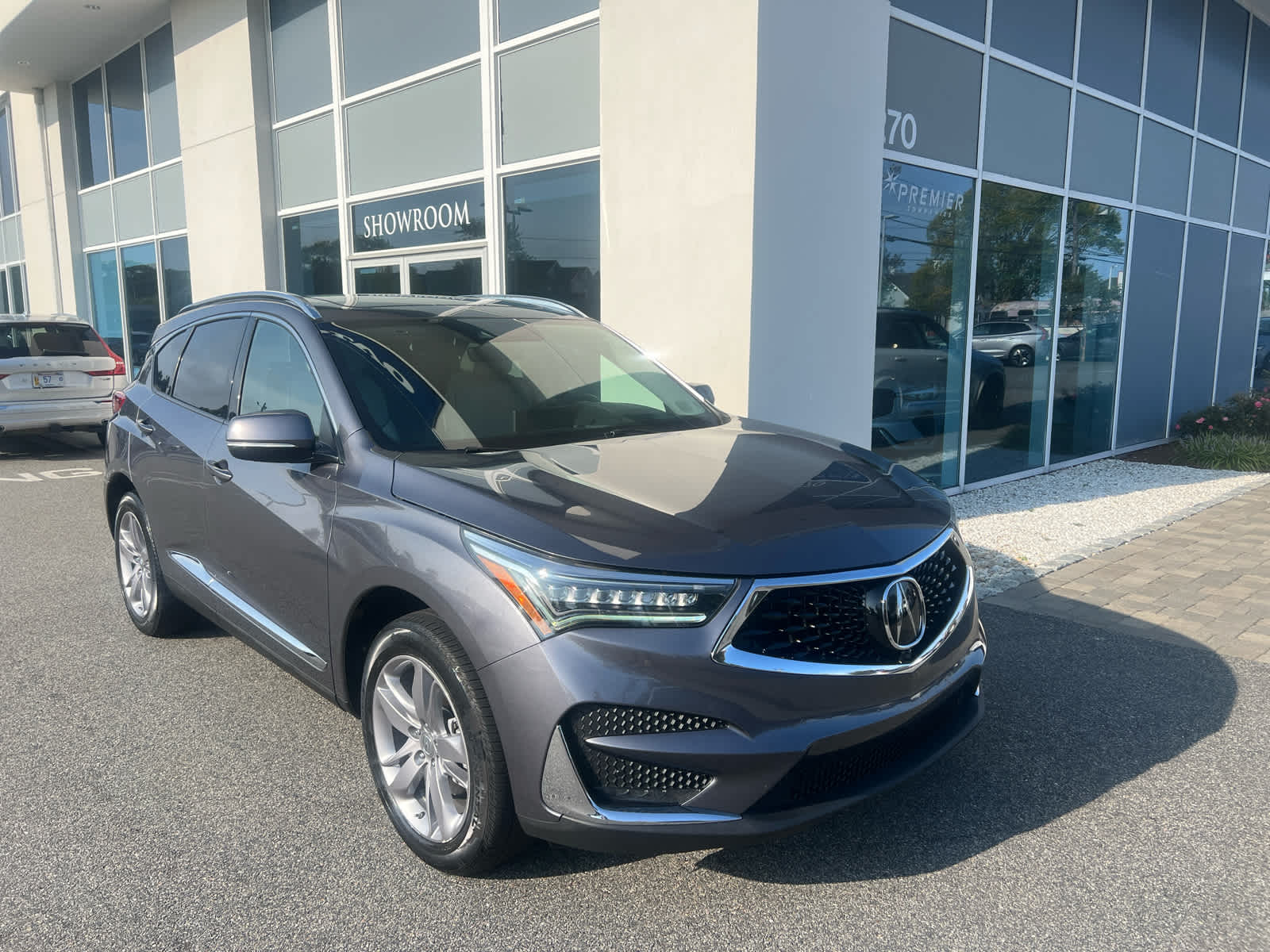 2020 Acura RDX Advance photo 2