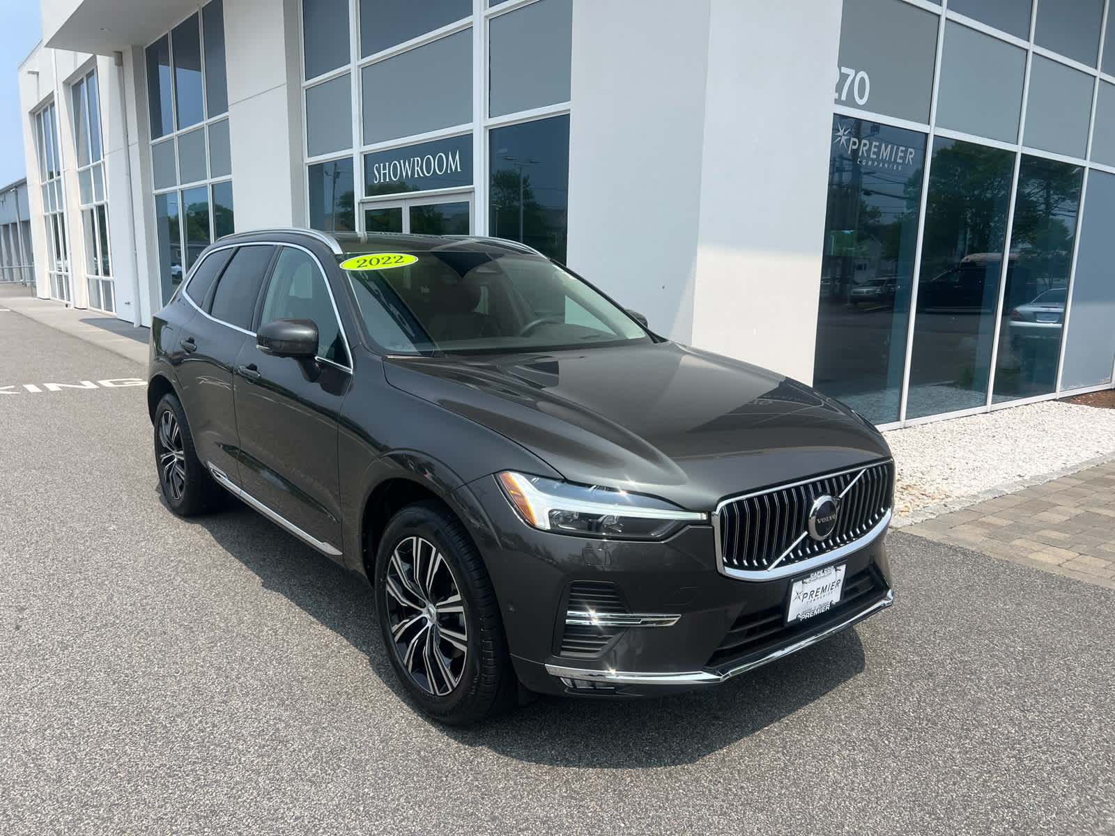 Used 2022 Volvo XC60 Inscription with VIN YV4L12RL7N1086411 for sale in Hyannis, MA