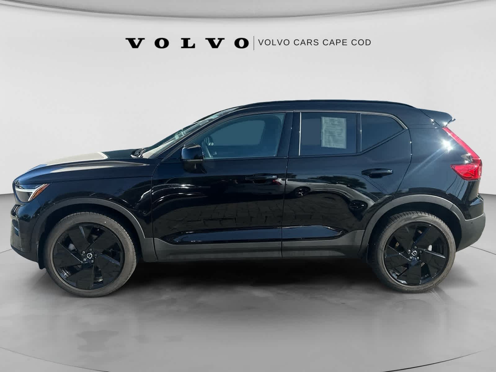 2026 Volvo XC40 Ultra Black Edition - Photo 6