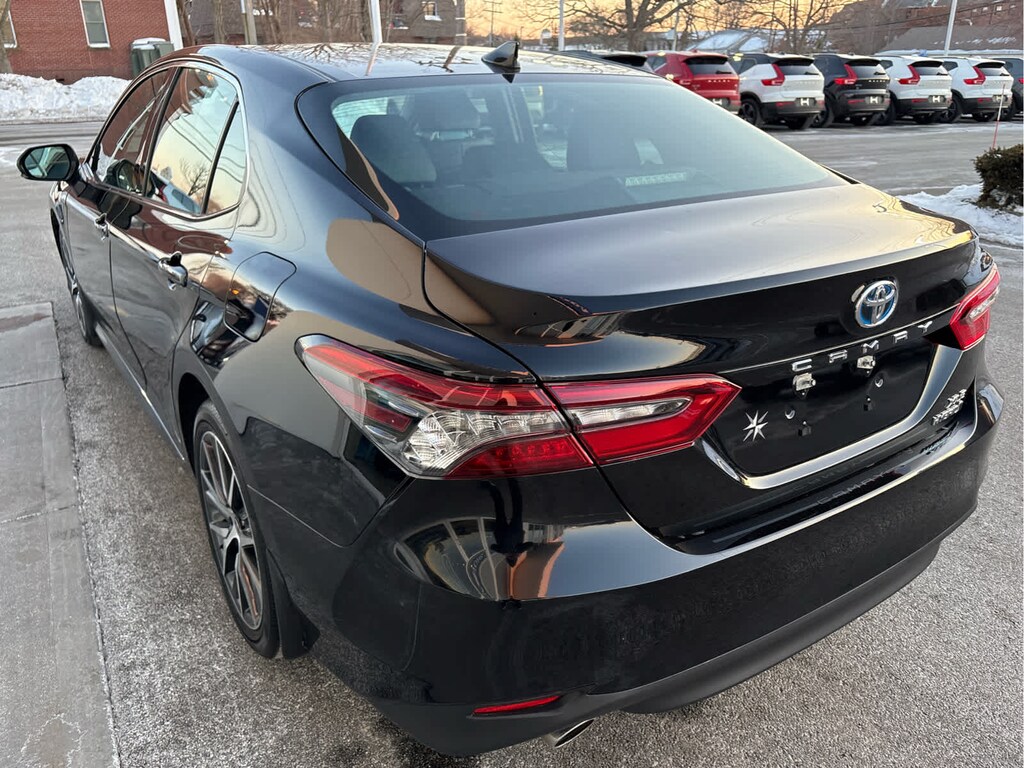 Used 2024 Toyota Camry Hybrid XLE Sedan