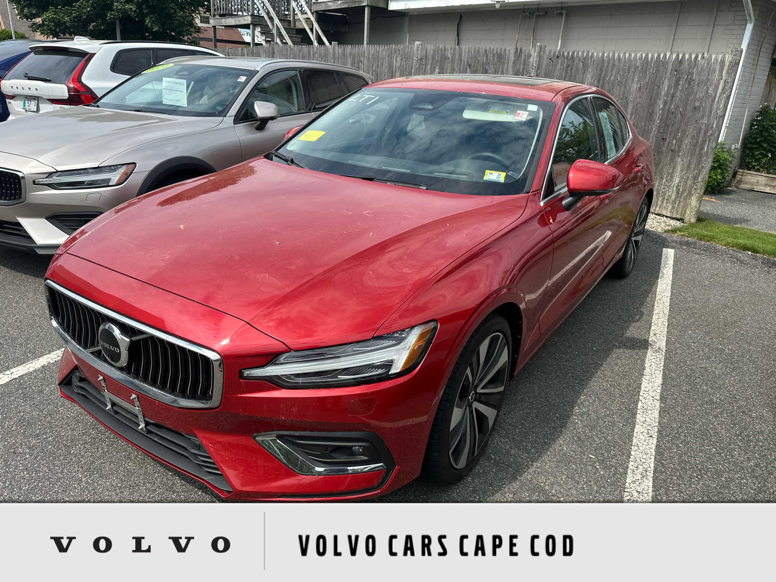 2023 Volvo S60 B5 Ultimate Bright Theme's photo