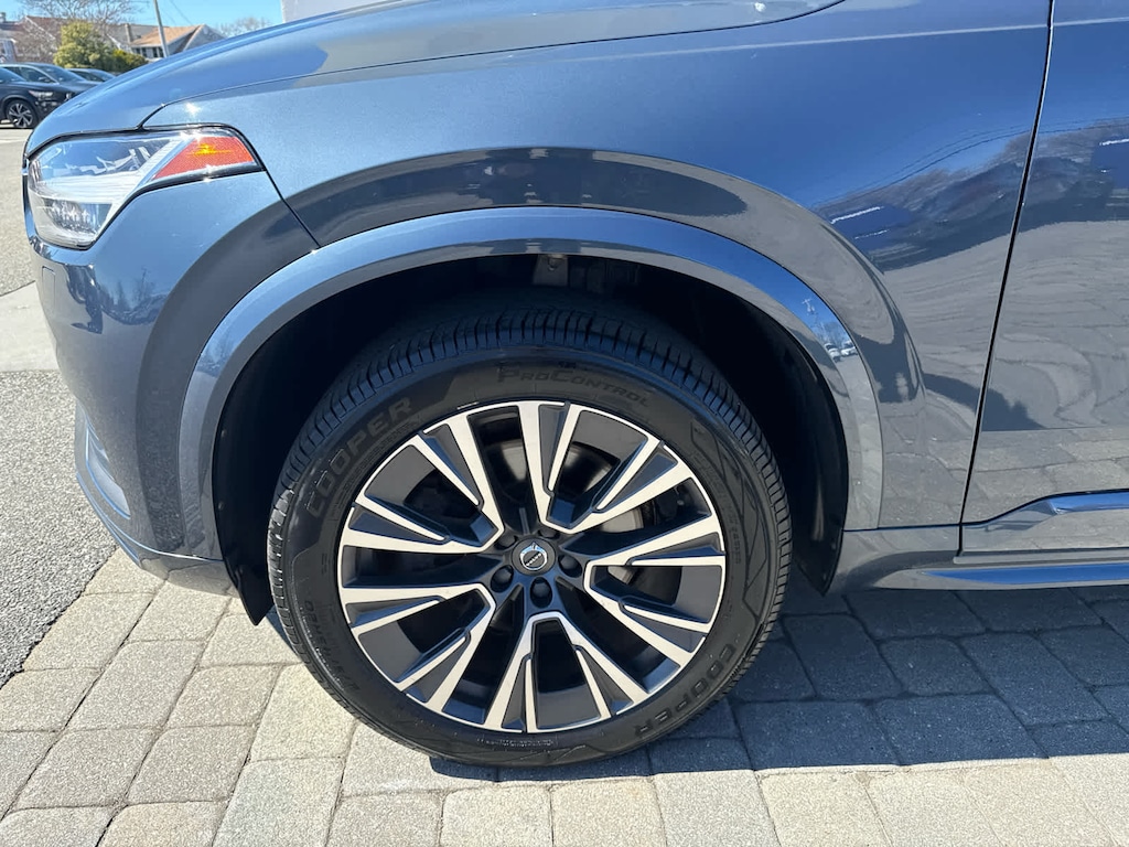 Used 2022 Volvo XC90 T6 AWD Momentum 7 Seater SUV