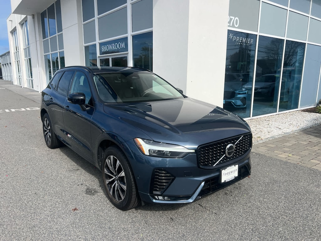 Used 2023 Volvo XC60 B5 AWD Plus Dark SUV